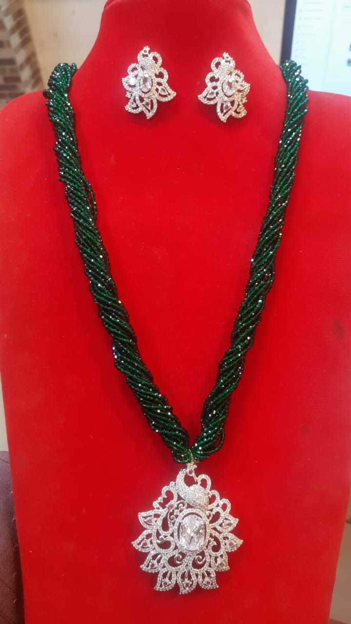 AD03-Pendent